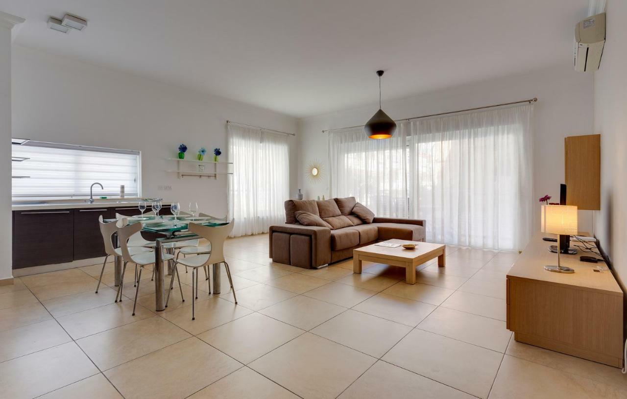 Apartment In Fort Cambridge With Pool Sliema Luaran gambar
