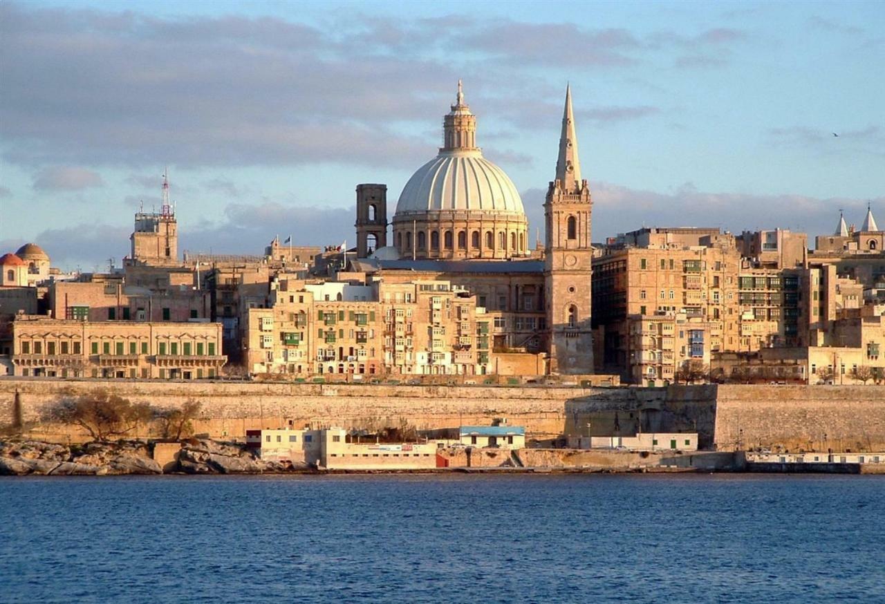 Apartment In Fort Cambridge With Pool Sliema Luaran gambar