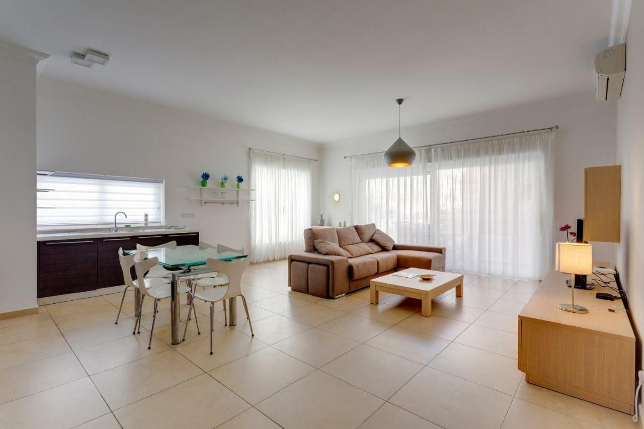 Apartment In Fort Cambridge With Pool Sliema Luaran gambar
