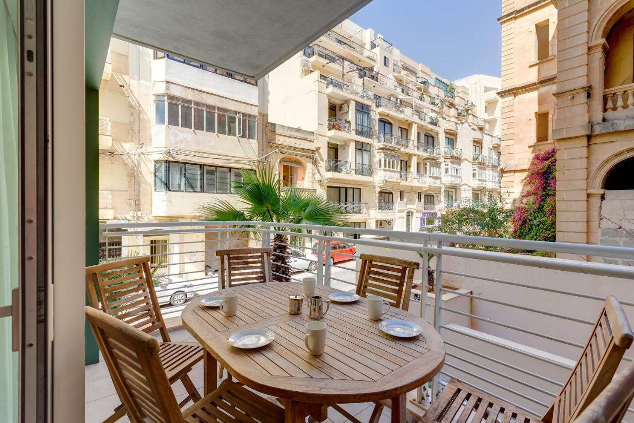 Apartment In Fort Cambridge With Pool Sliema Luaran gambar
